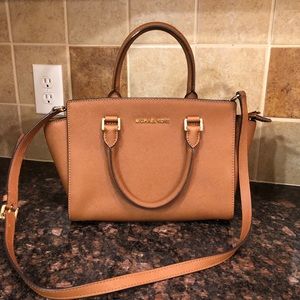 Michael Kors Selma Handbag